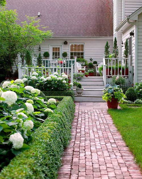 28 Modern Formal Garden Design Ideas 14