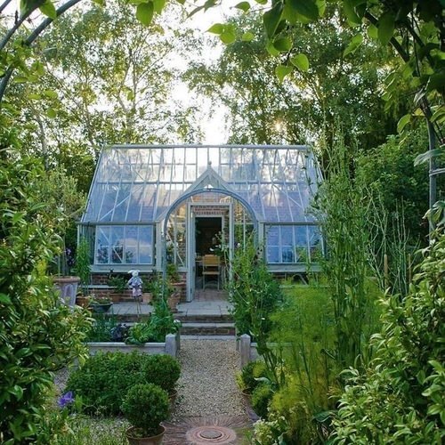 28 Modern Formal Garden Design Ideas 8