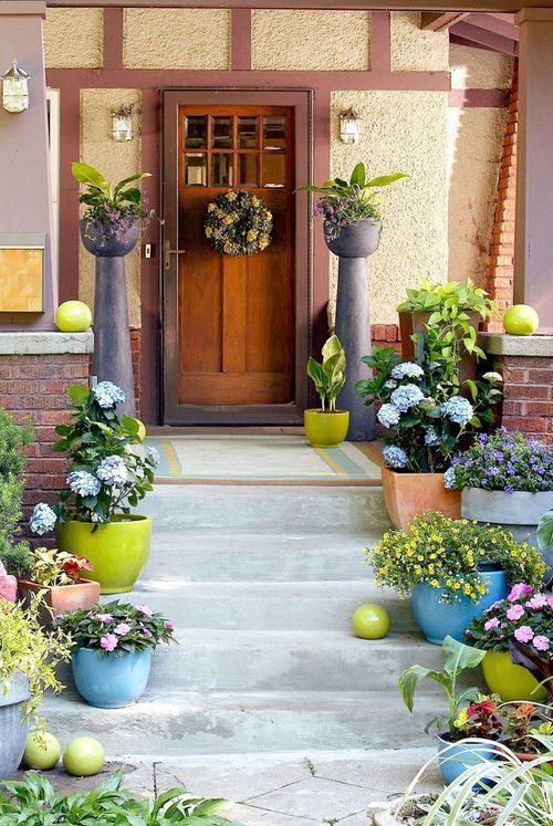 38 Beautiful Front Door Container Ideas 19