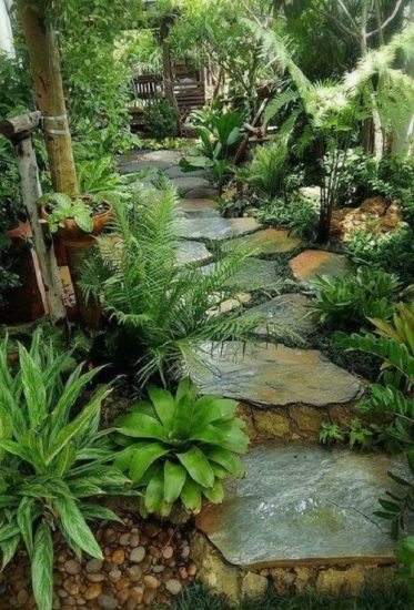 28 Landscaping Ideas for Long and Narrow Gardens