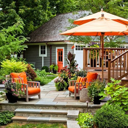 Eye-Catching Front Yard Landscaping Ideas 40