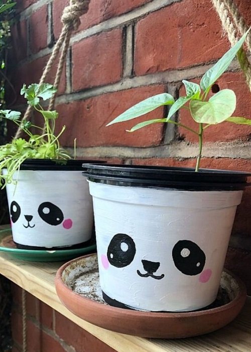 Upcycled Plastic Pots Made into Expensive Planters 6
