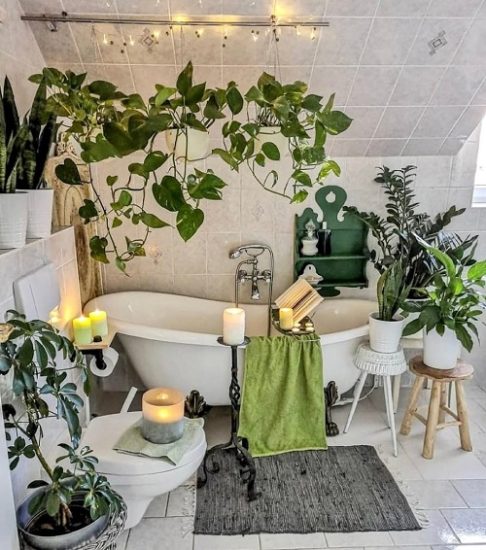 30 Jungle Bathroom Ideas | Best Tropical Bathrooms