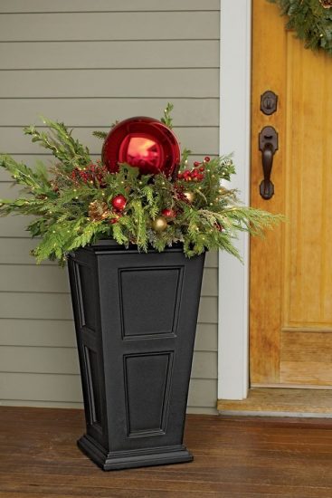 25 Best Winter Planters for Front Porch | Balcony Garden Web