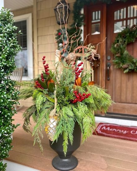 25 Best Winter Planters for Front Porch | Balcony Garden Web