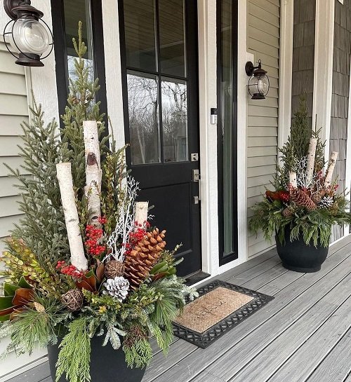 Front porch winter planters 4