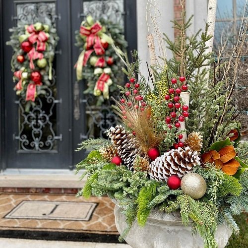 Best Winter Planters for Front Porch 5