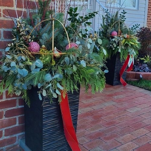 Front porch planters for winter that work well 8