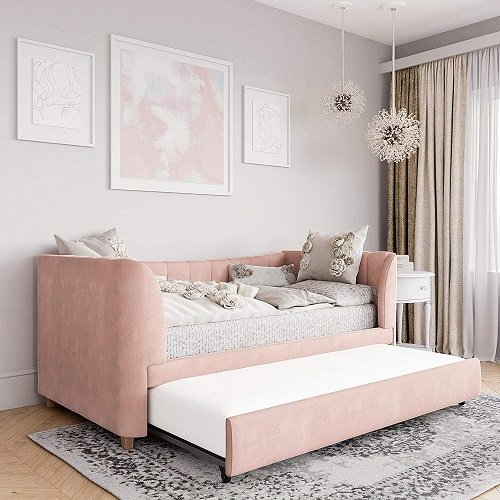 Daybed Ideas for Small Spaces 1