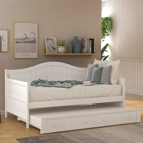 Daybed Ideas for Small Spaces 6