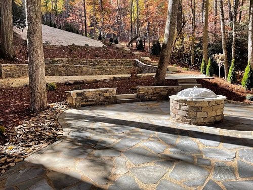 Flagstone Patio with Fire Pit Ideas 46