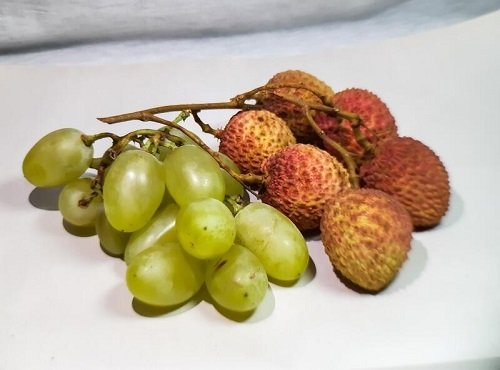 Are Grapes Related to Lychee