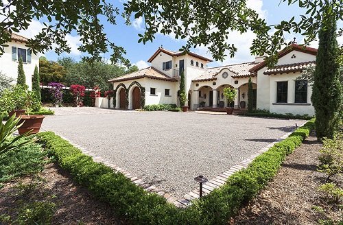 Gravel Driveway for Large Spaces