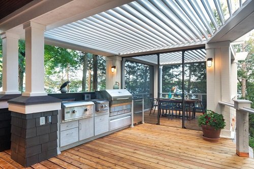 Louvered Roof Kitchen