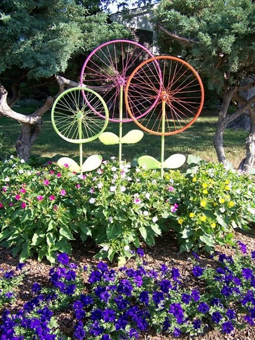 Crazy and Playful Whimsical Garden Ideas 1