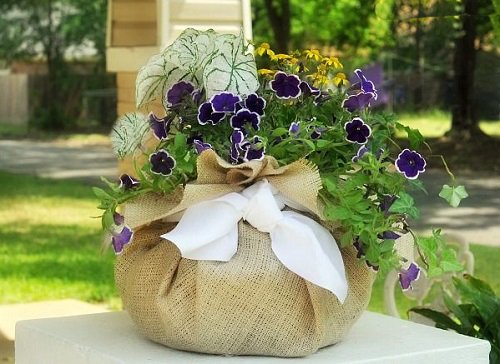 Burlap Projects for the Garden 21