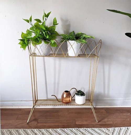 Cool DIY Antique and Vintage Plant Stand Ideas 23