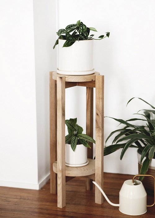 33 Cool DIY Antique and Vintage Plant Stand Ideas 13