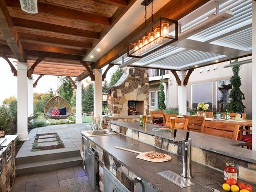 Outdoor Kitchen With Tap