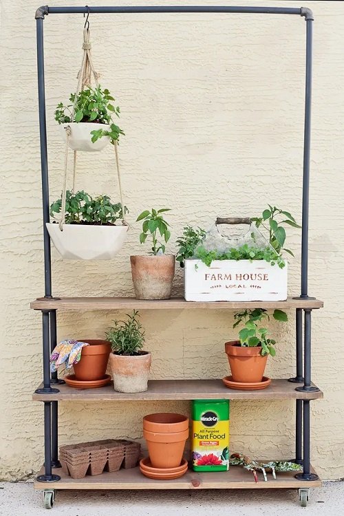 Amazing Mobile Plant Stand Ideas 3