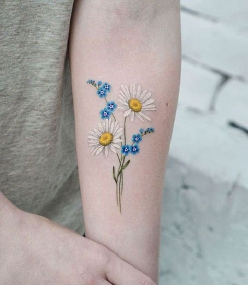 Daisy Tattoo Ideas 13