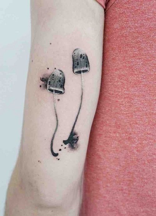 mushroom tattoo ideas 7
