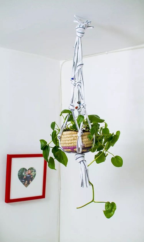 DIY Pothos Hanging Basket and Hanger 13