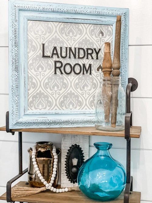 DIY Laundry Room Sign Ideas!