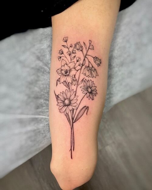Bouquet of Daisy, Narcissus, Lily of the Valley, and Baby’s Breath