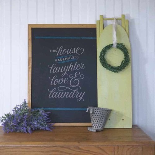 Easy Laundry Sign With Chalk Couture