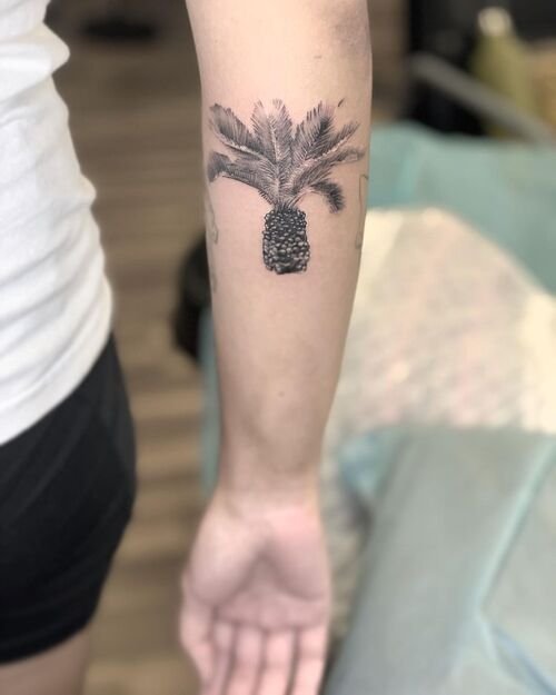 Small “Pineapple” Palm Tree Tattoo 23