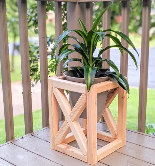 DIY Corner Plant Stand Ideas