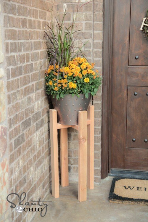 DIY Corner Plant Stand Ideas near door