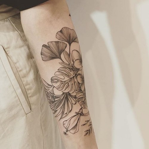  Tropical Flower Tattoo Ideas 17
