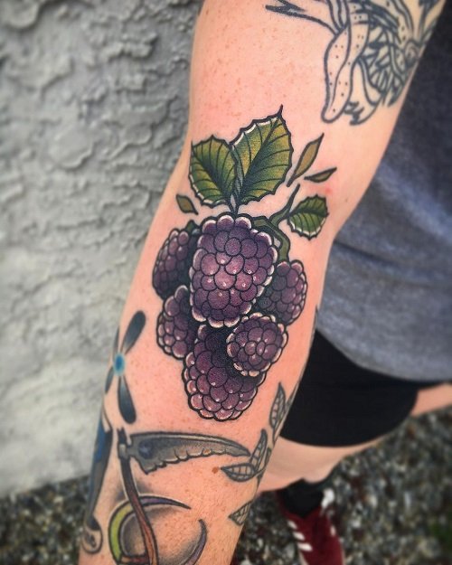 blackberry tattoo ideas 9