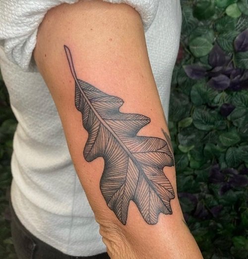 oak leaf tattoo ideas 13