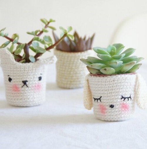 These Mini Succulents in Mini Pots Are the Cutest Thing 1