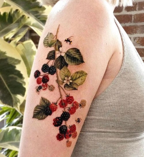 berrytatt | Tattoos, Spine tattoos for women, Berry tattoo | Spine tattoos  for women, Fruit tattoo, Tattoos for women