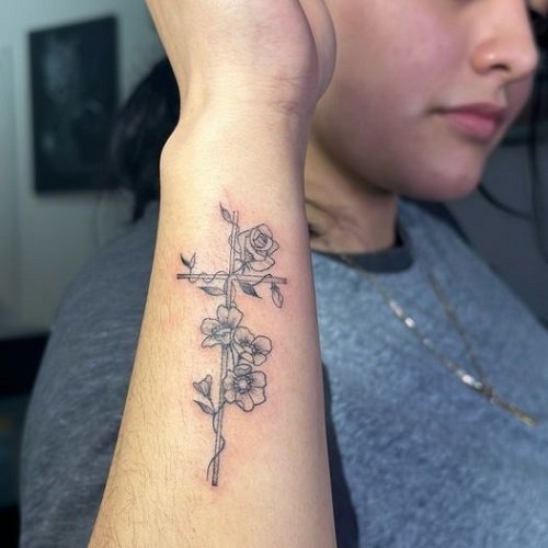 feminine cross with flowers tattoos 8