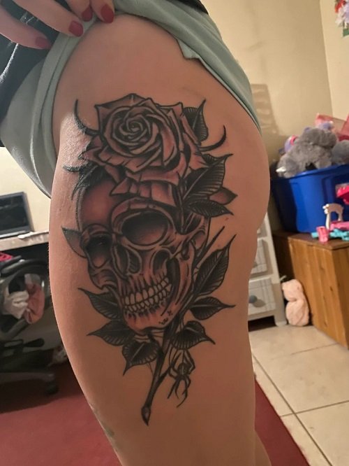 skull and rose tattoo ideas 2