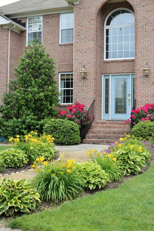 Popular landscaping ideas with daylilies 5