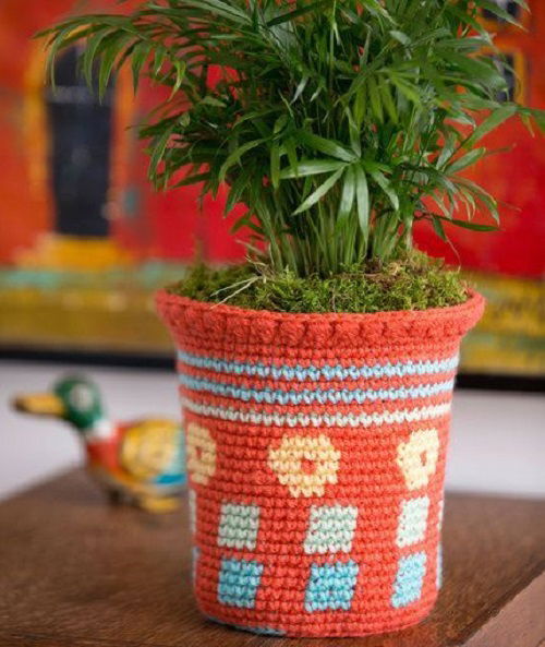 Red Heart Tapestry Design Pot Cover