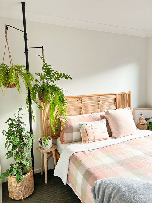 Hanging Plant Display Ideas 9